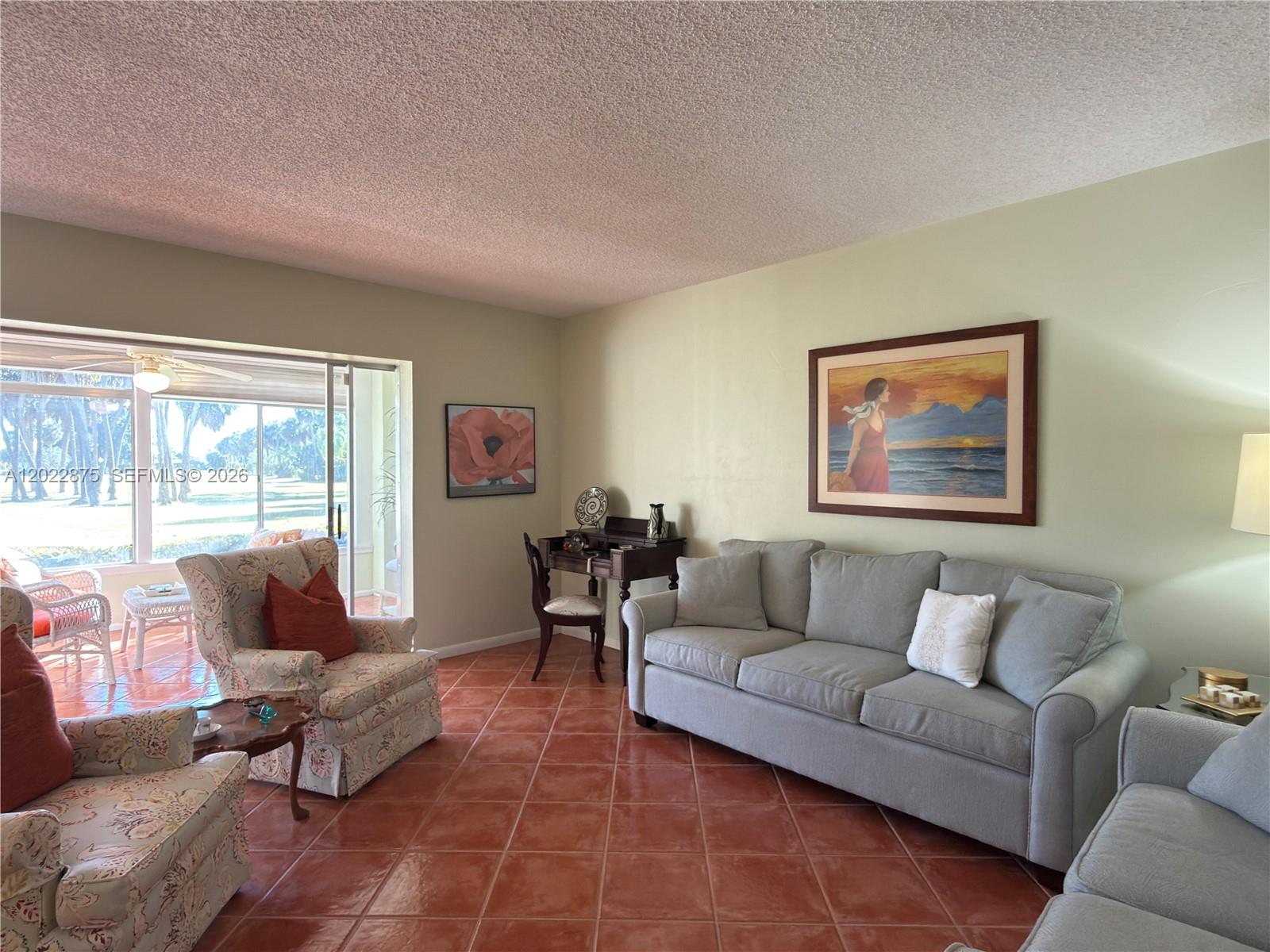 El Rio Garden - Residential