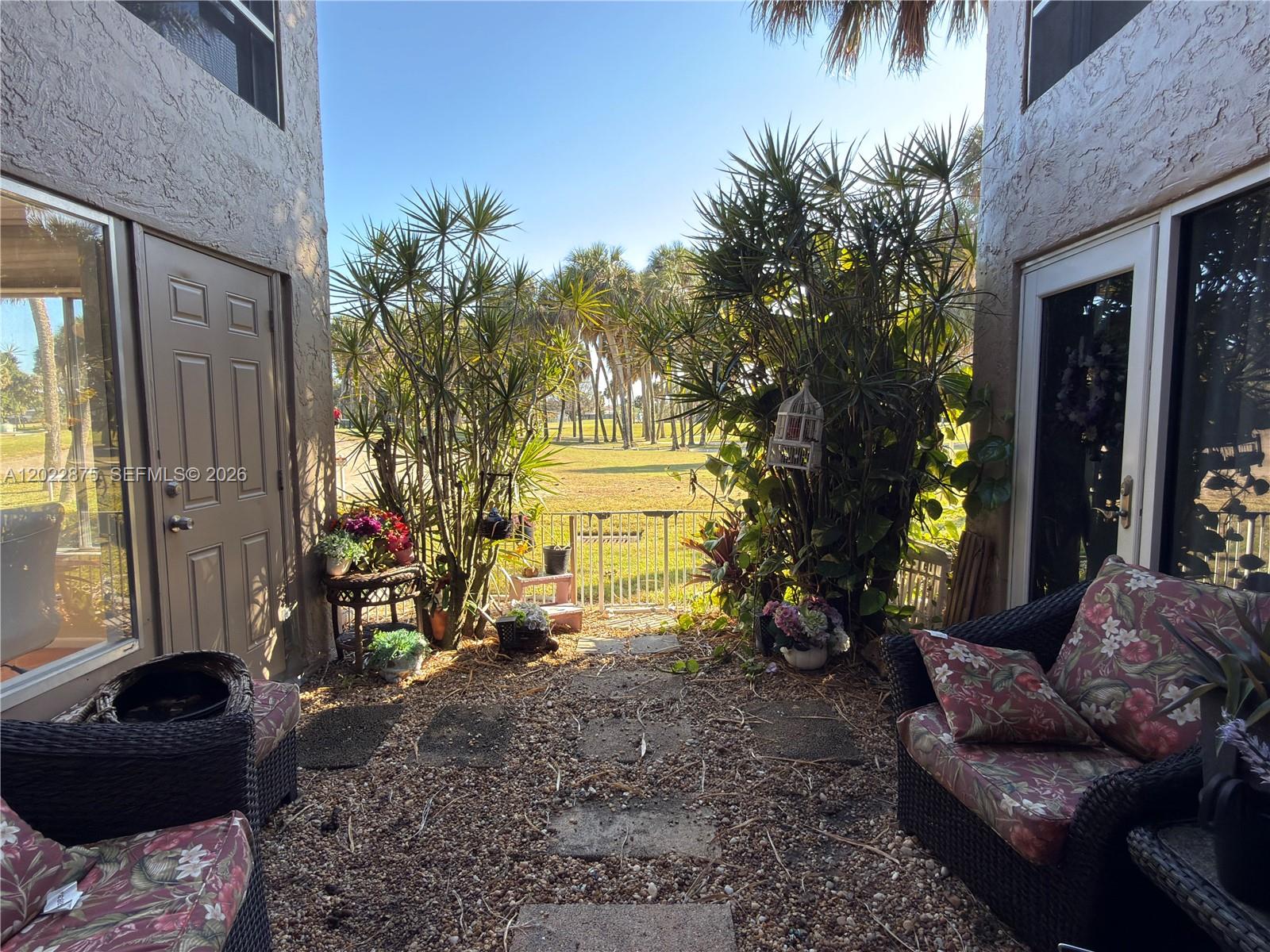 El Rio Garden - Residential