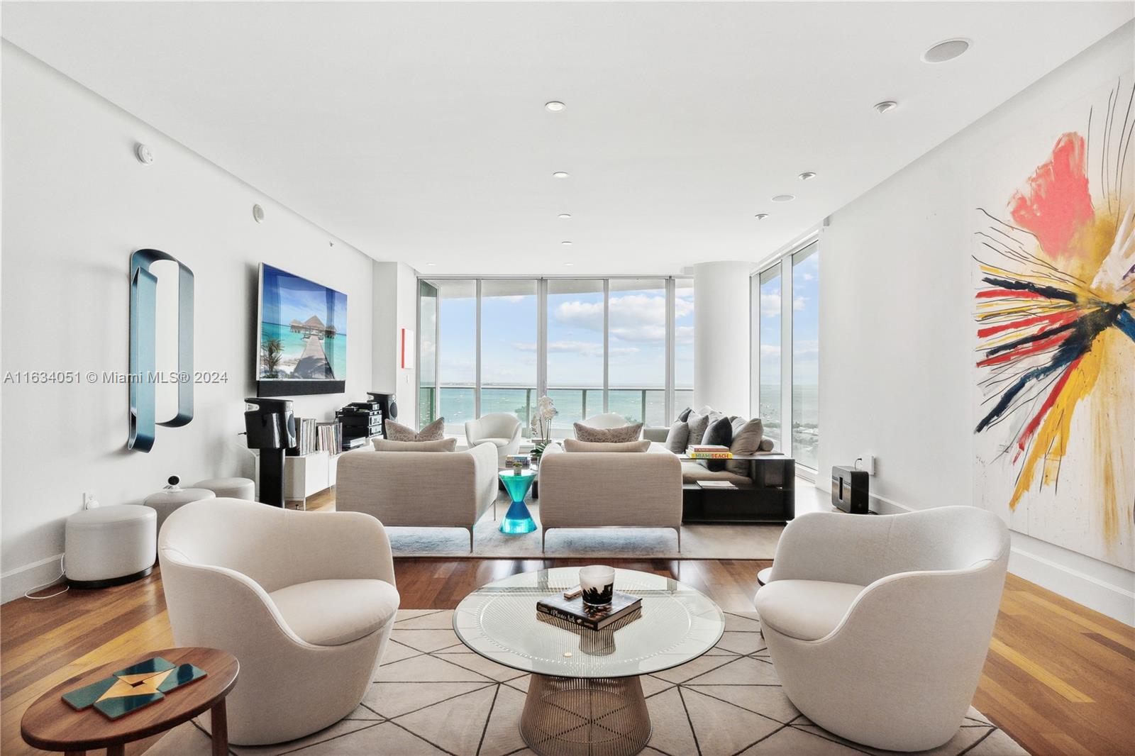 GROVENOR HOUSE CONDO - Residential