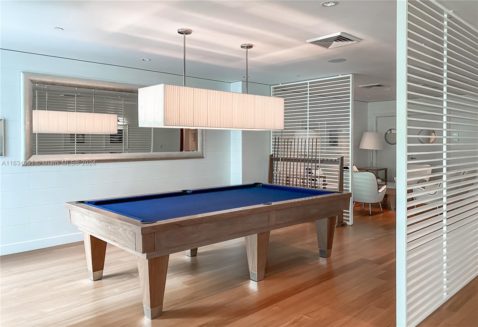 GROVENOR HOUSE CONDO - Residential