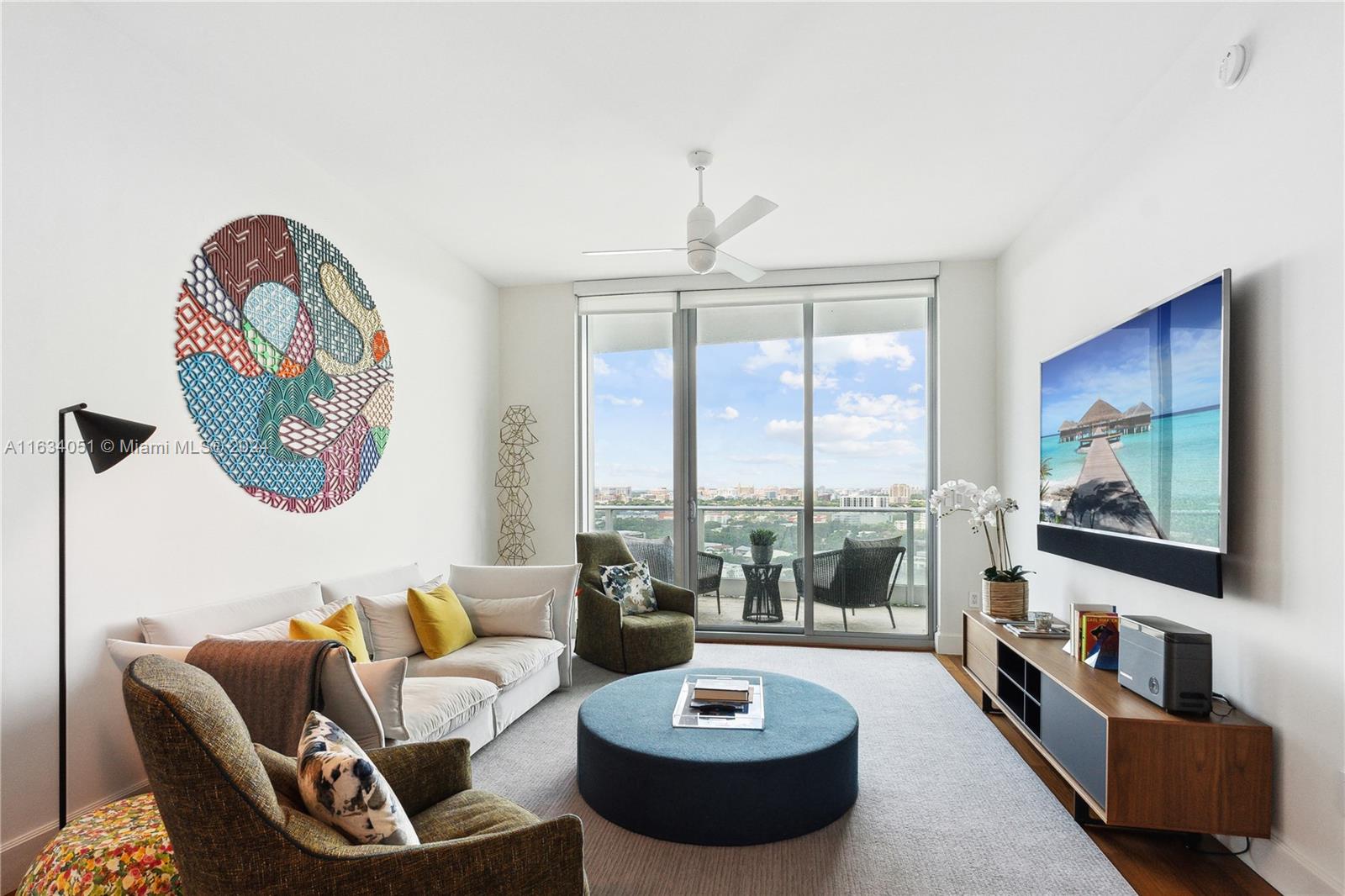 GROVENOR HOUSE CONDO - Residential