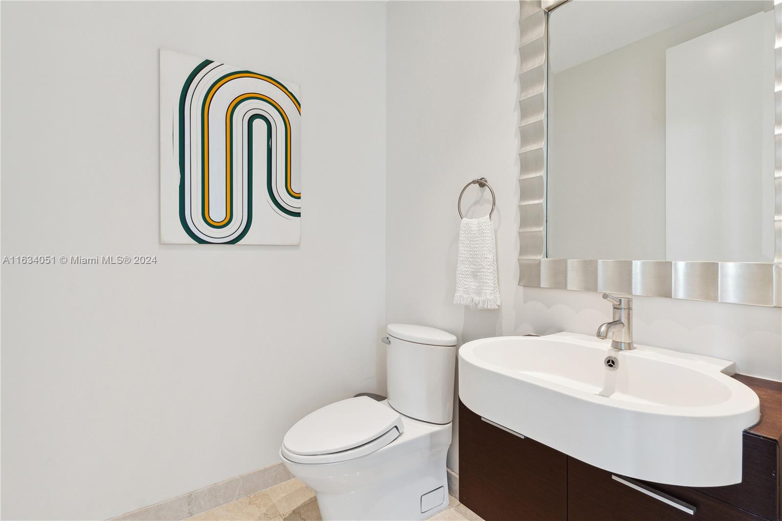 GROVENOR HOUSE CONDO - Residential