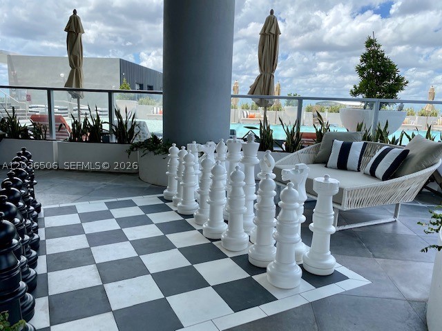 METROPICA NORTH TOWER ONE - Residential