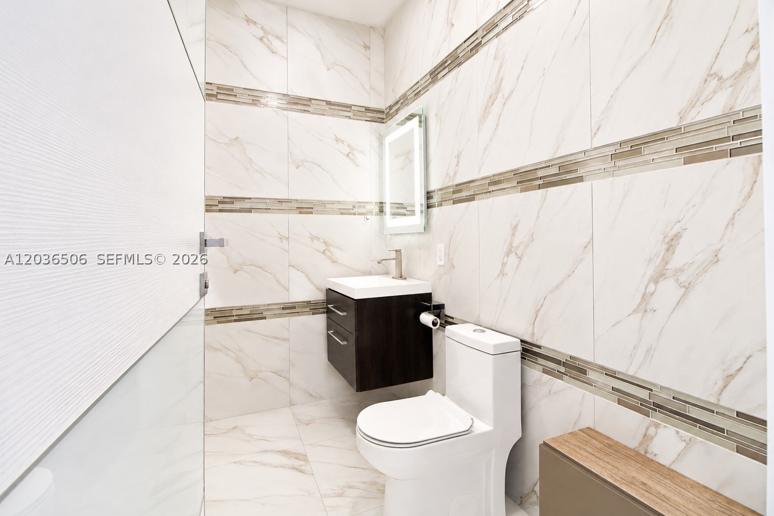 METROPICA NORTH TOWER ONE - Residential
