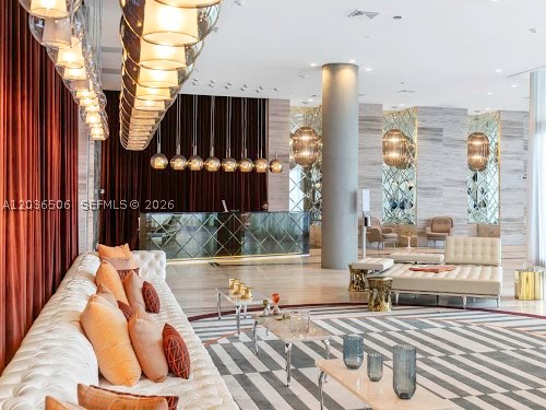METROPICA NORTH TOWER ONE - Residential