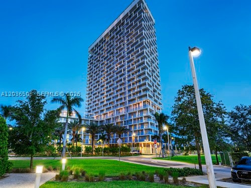 METROPICA NORTH TOWER ONE - Residential