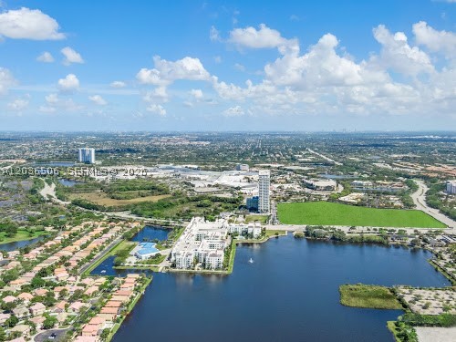 METROPICA NORTH TOWER ONE - Residential