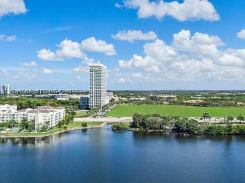 METROPICA NORTH TOWER ONE - Residential