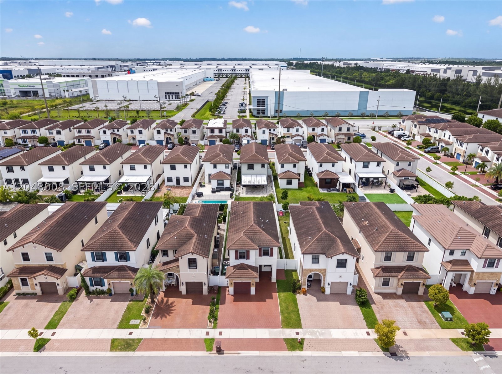 AQUABELLA NORTH - Residential
