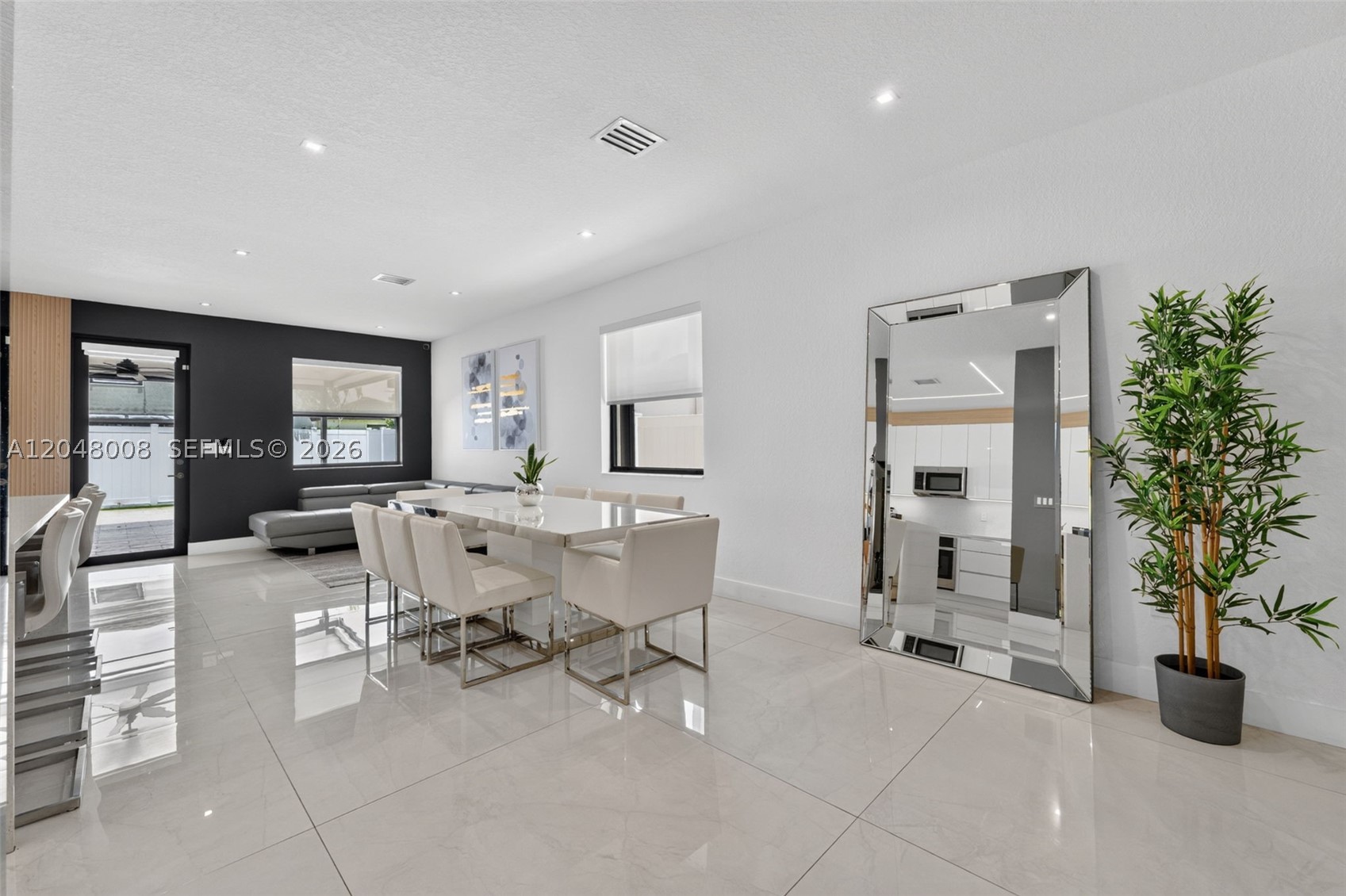 AQUABELLA NORTH - Residential