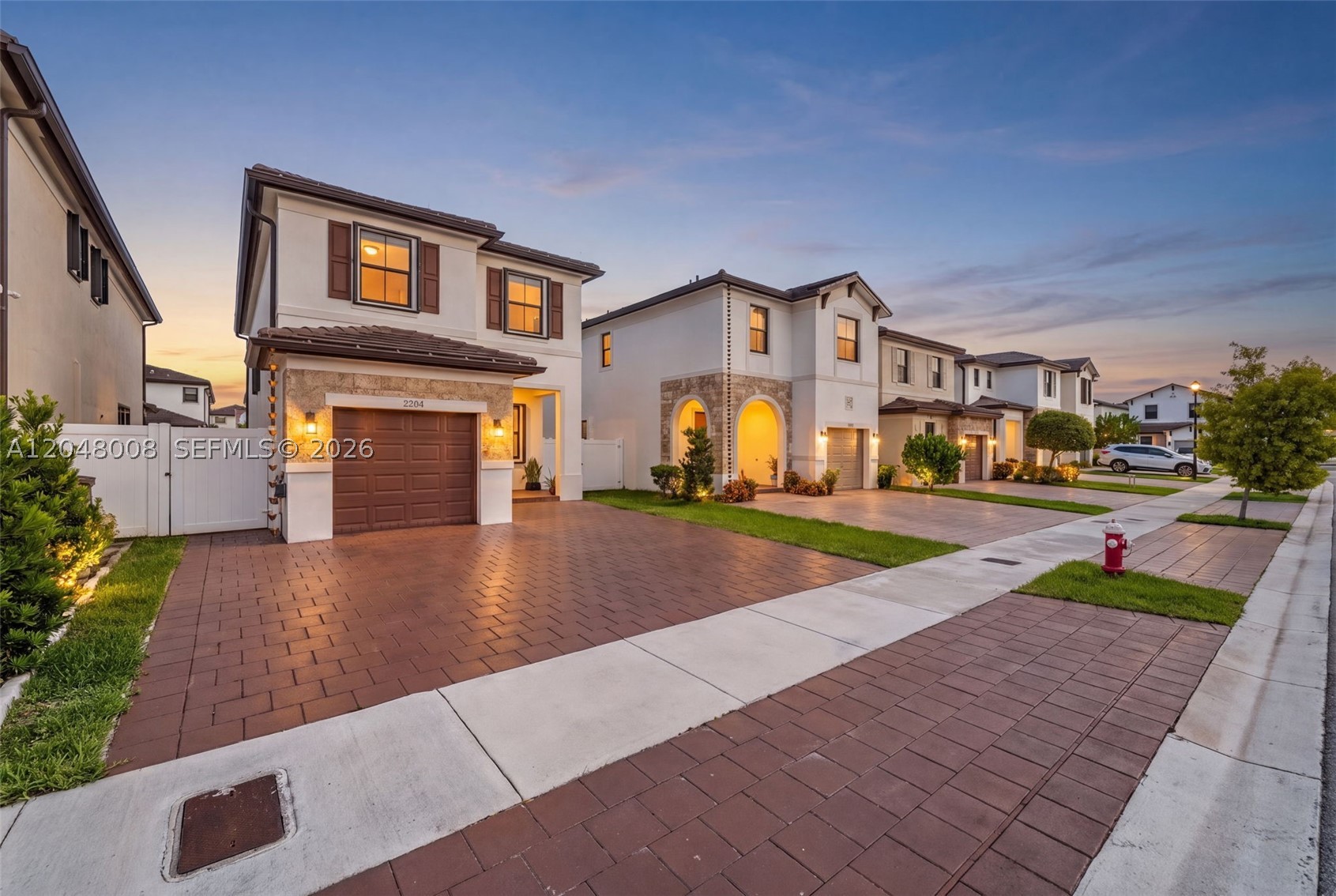 AQUABELLA NORTH - Residential
