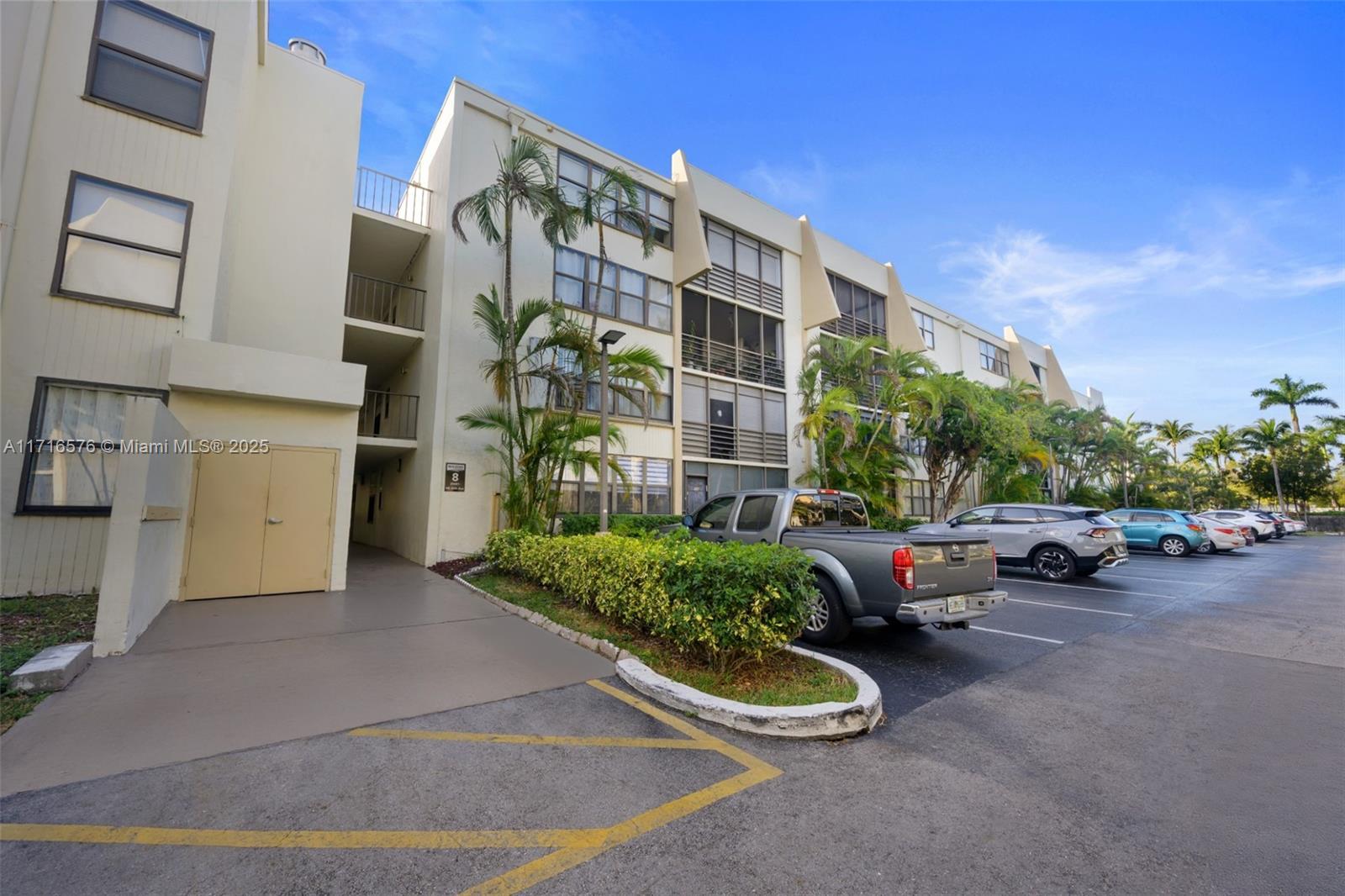 VILLA DORADA CONDO NO 2 - Residential