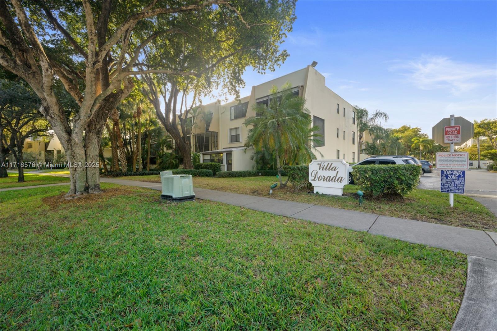 VILLA DORADA CONDO NO 2 - Residential