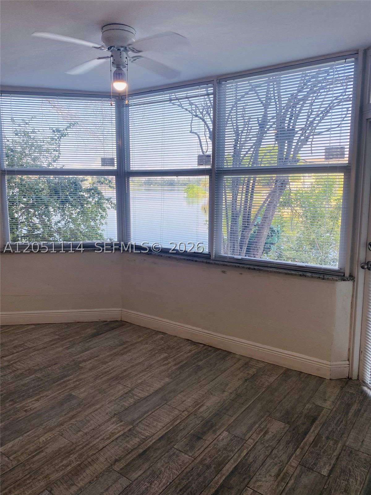 FIRST FORUM CONDO - Residential