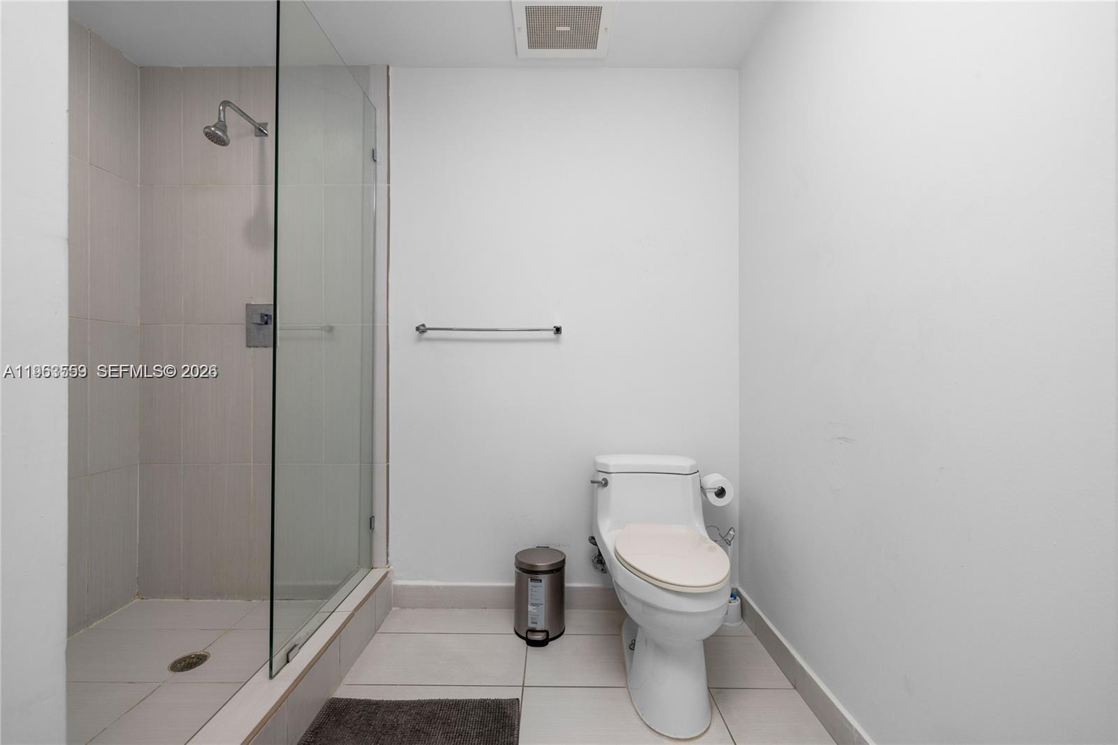MIDBLOCK MIAMI CONDO - Residential