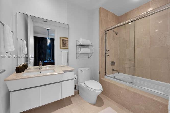 GROVENOR HOUSE CONDO - Residential