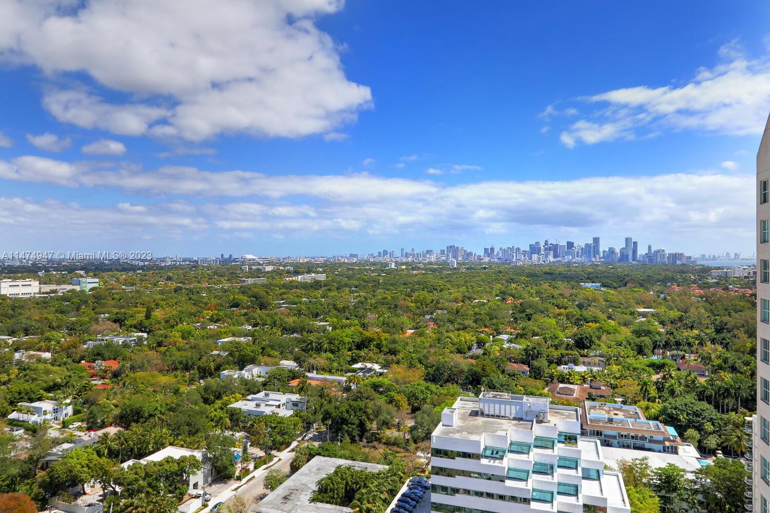 GROVENOR HOUSE CONDO - Residential