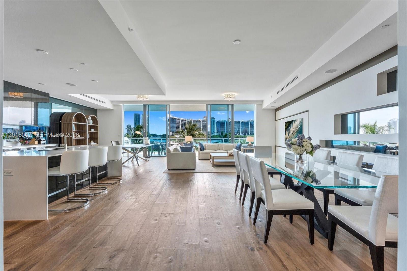 ECHO CONDO - Residential