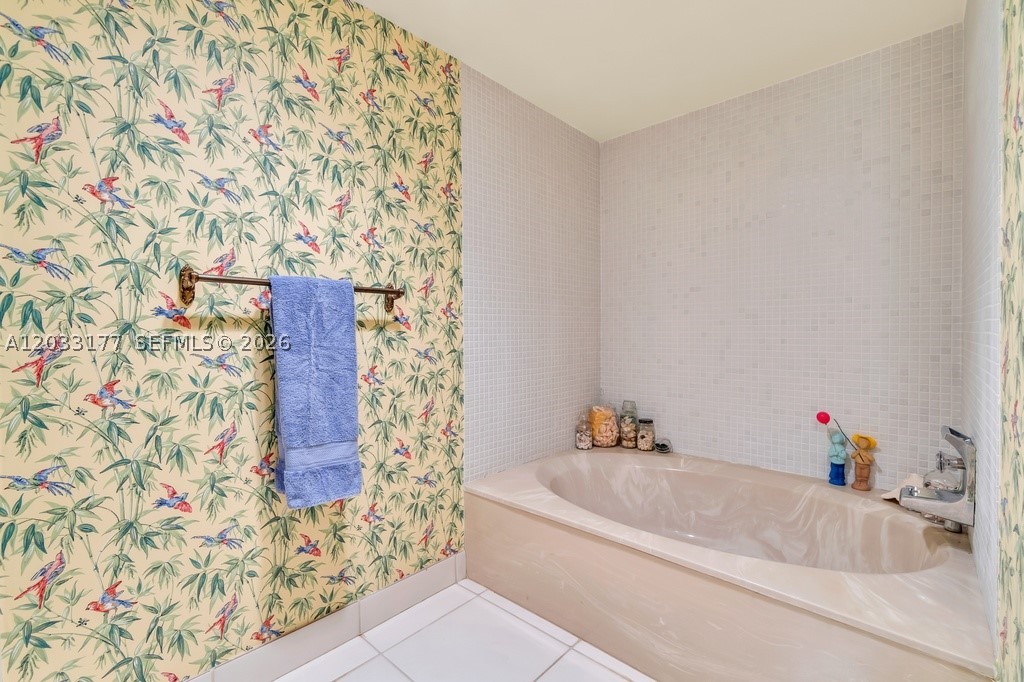PILOT HOUSE CONDO - Residential Lease