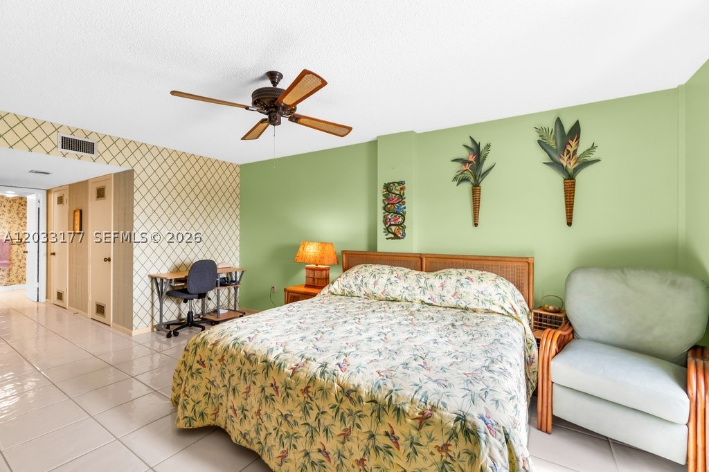 PILOT HOUSE CONDO - Residential Lease