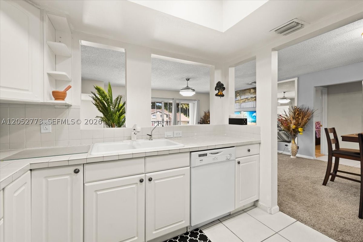 WOODGLEN CONDO - Residential