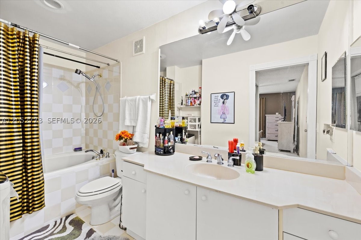 WOODGLEN CONDO - Residential