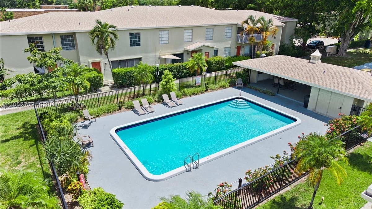 WOODGLEN CONDO - Residential
