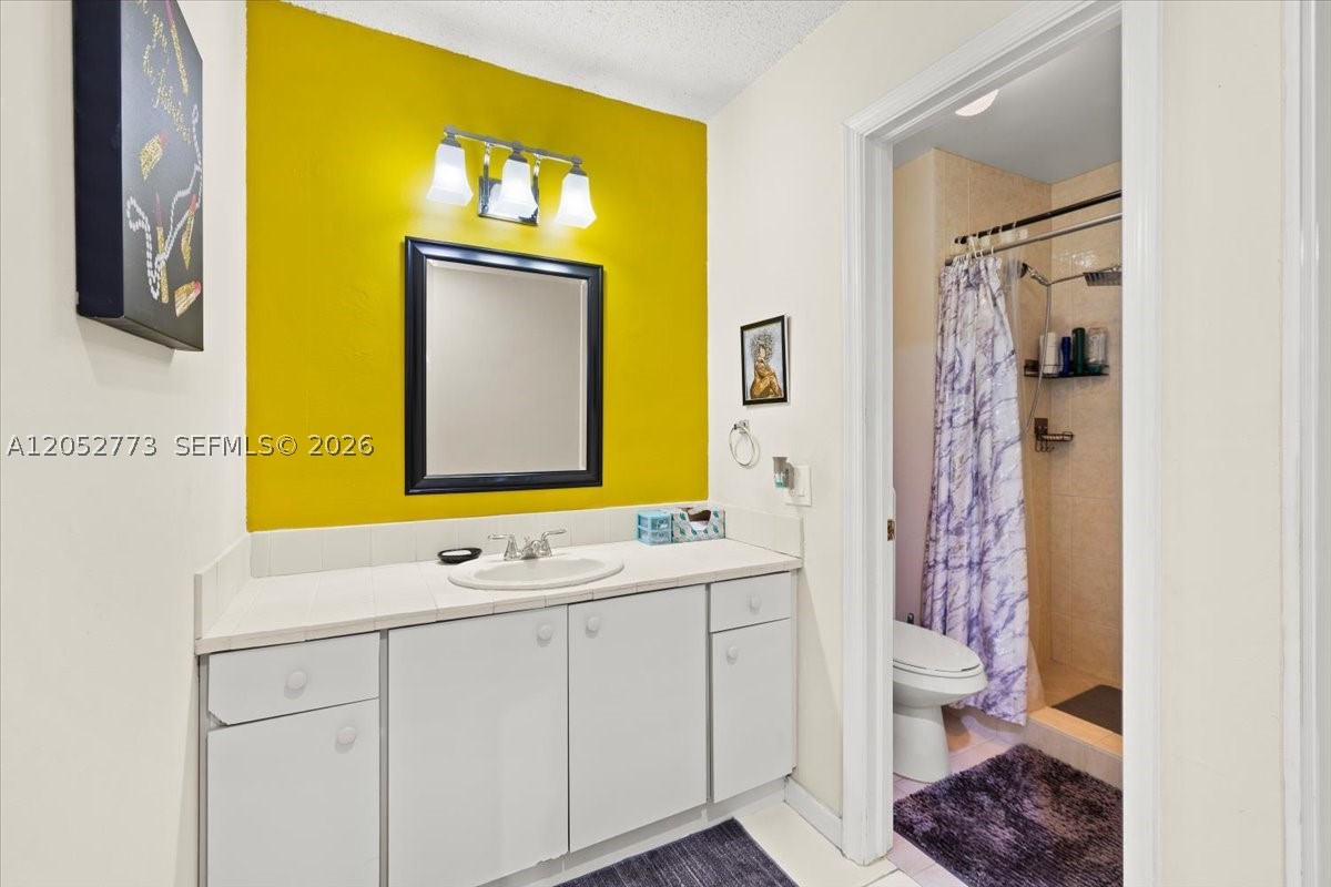 WOODGLEN CONDO - Residential