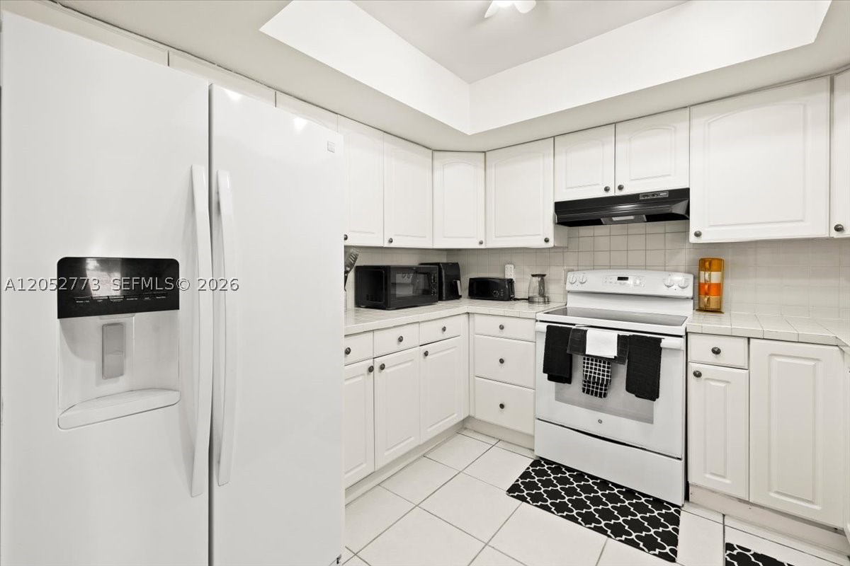 WOODGLEN CONDO - Residential