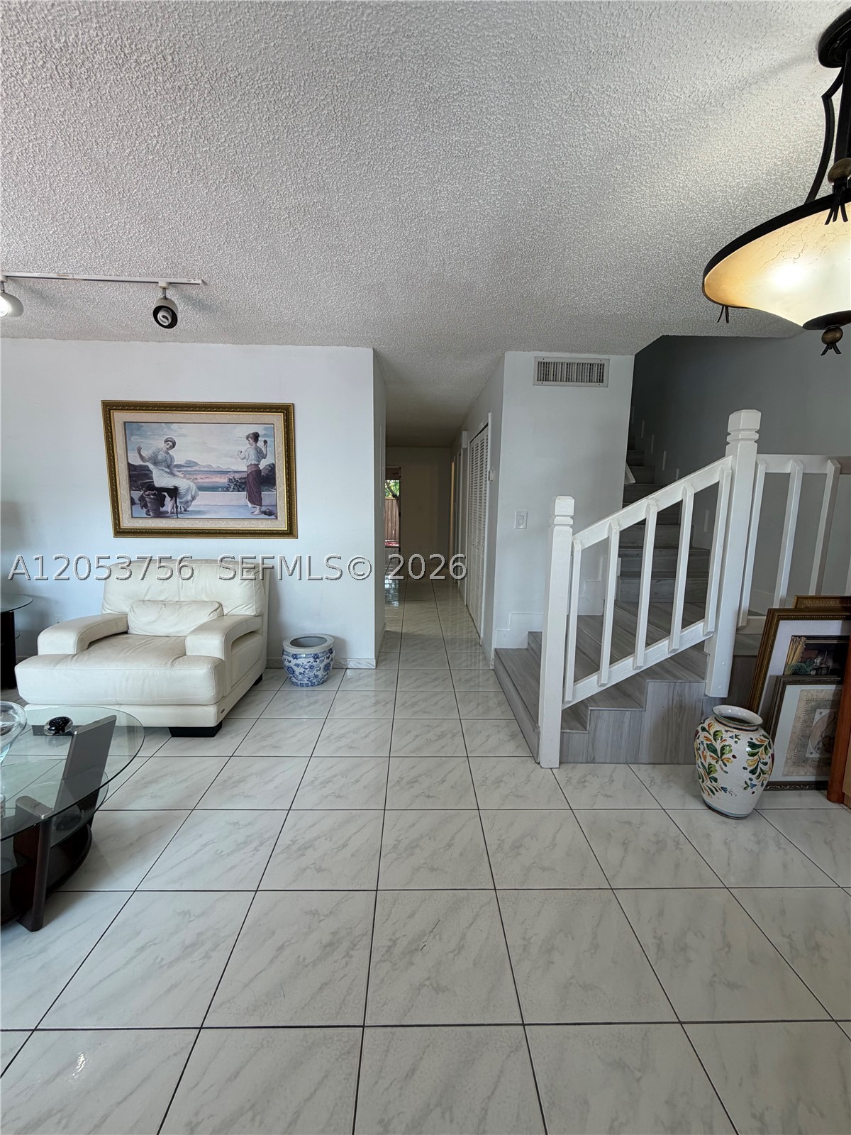 CHATEAUBLEAU VILLAS CONDO - Residential Lease