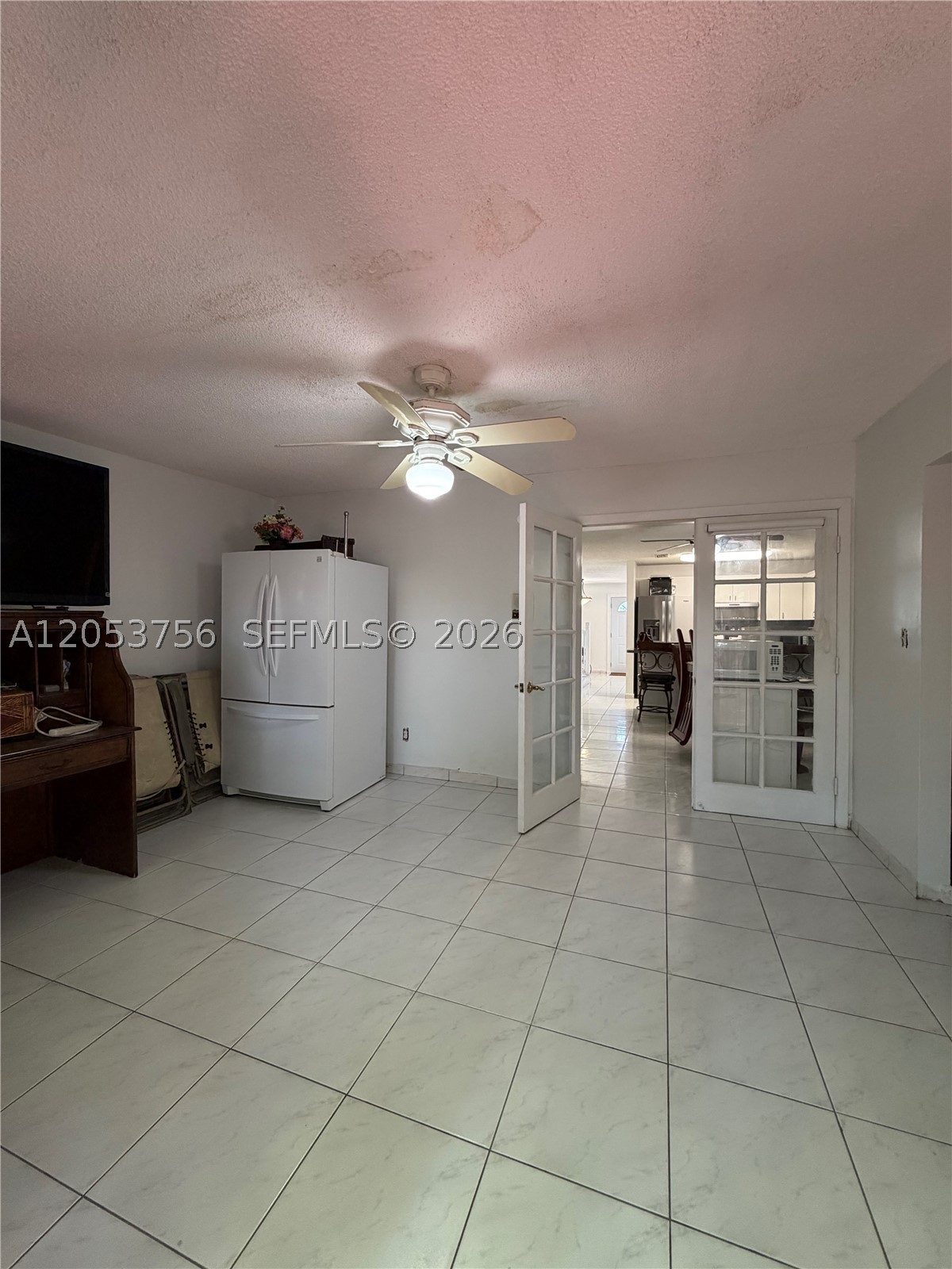 CHATEAUBLEAU VILLAS CONDO - Residential Lease