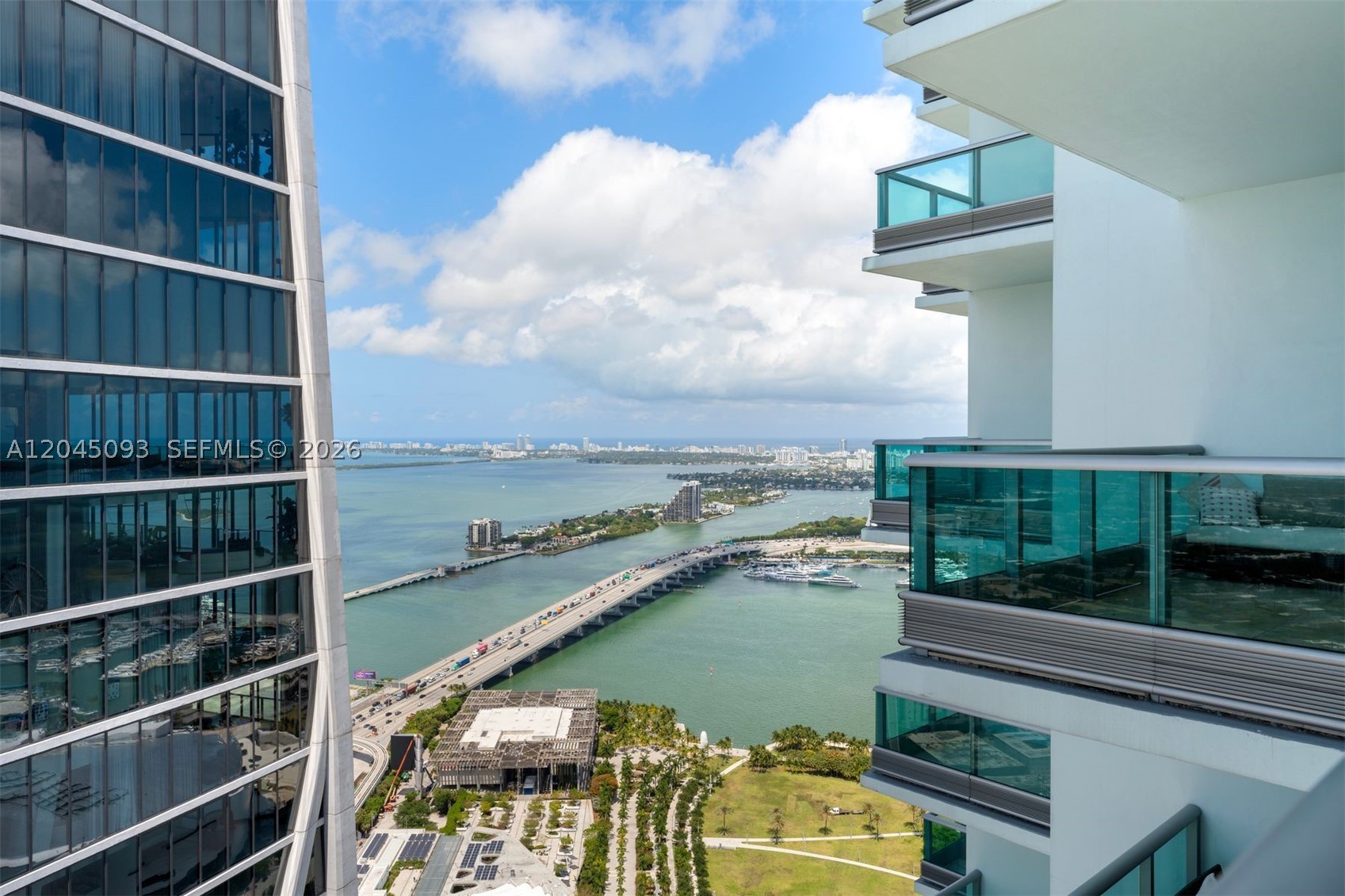 900 BISCAYNE BAY CONDO - Residential Lease