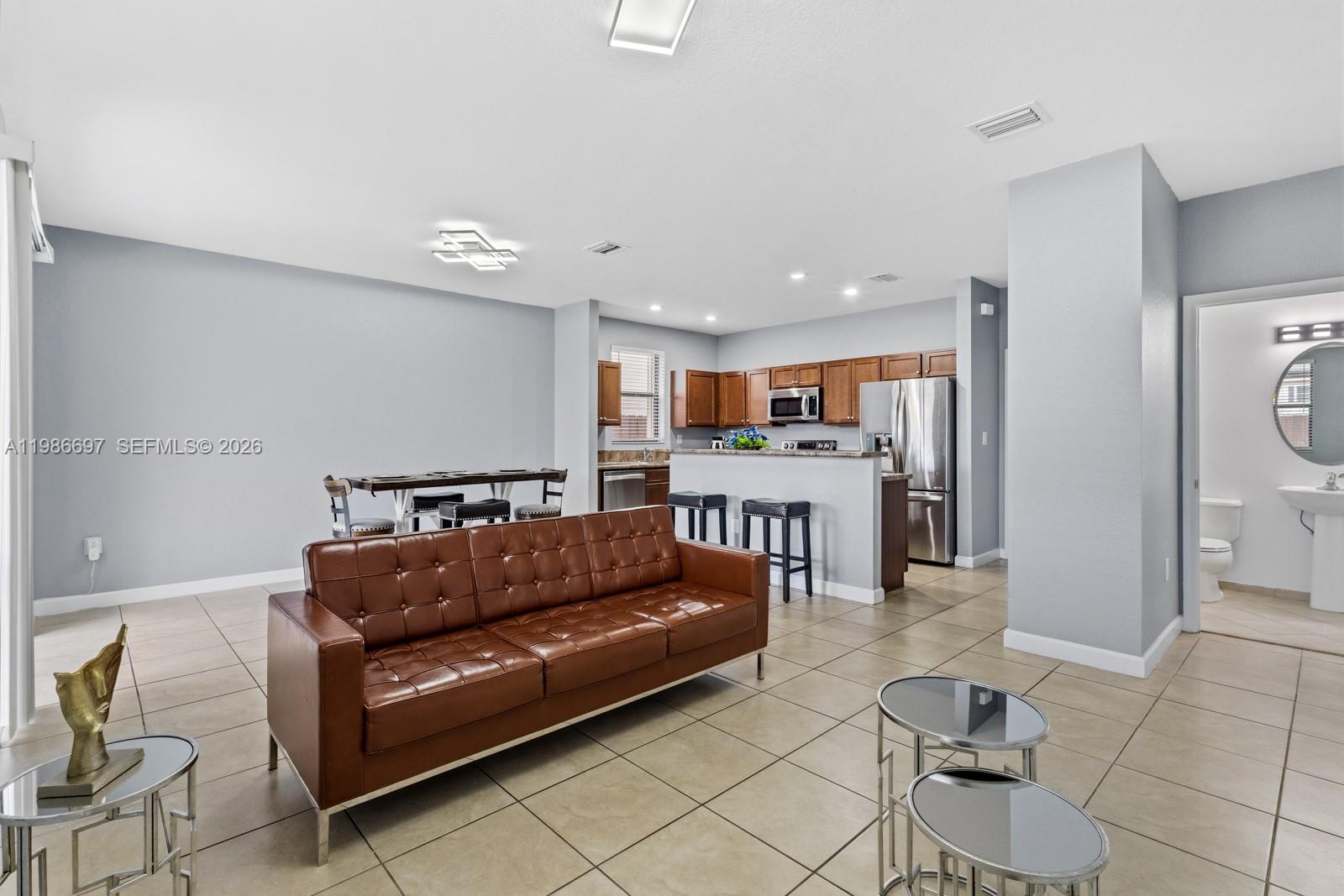 SILVER PALM EAST SEC FOUR - Residential