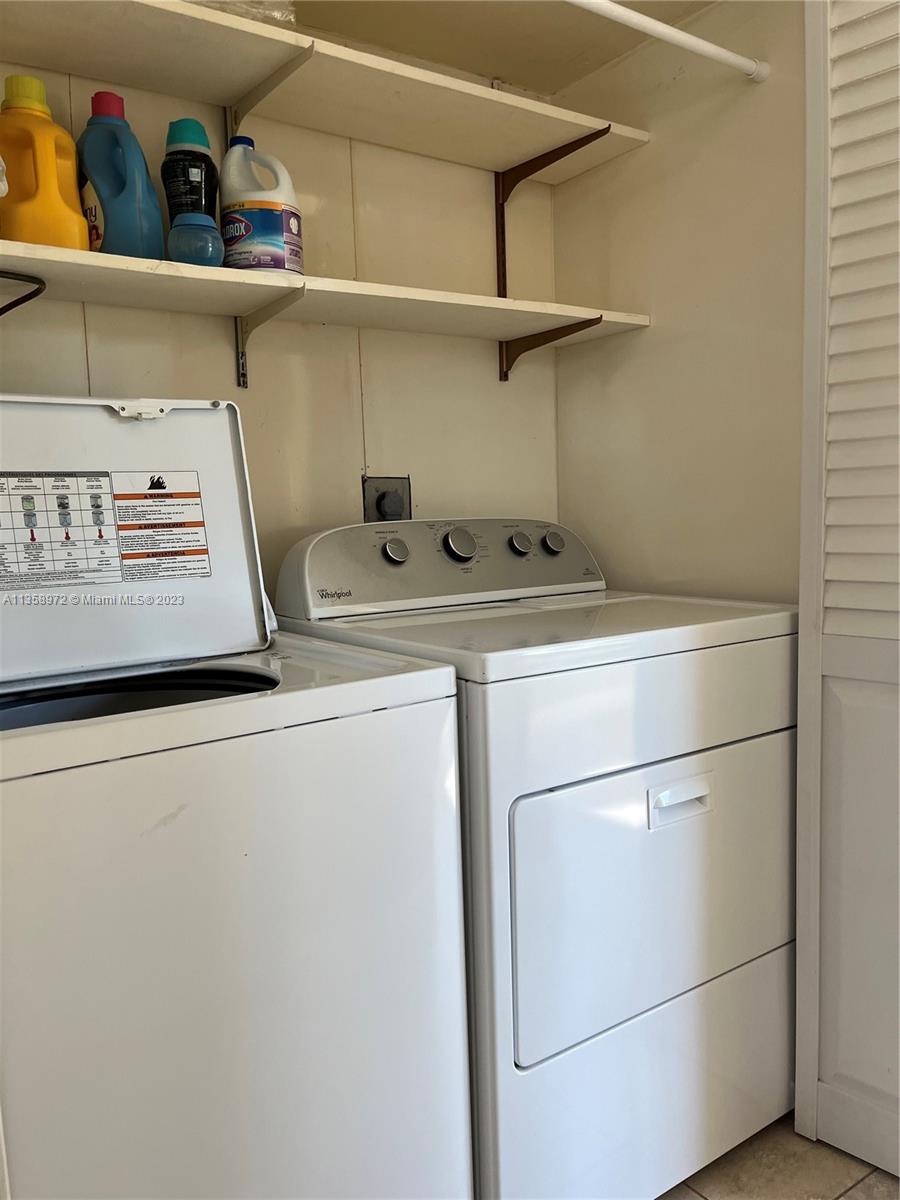 NOVA HILLS CONDOMINIUM 4 - Residential
