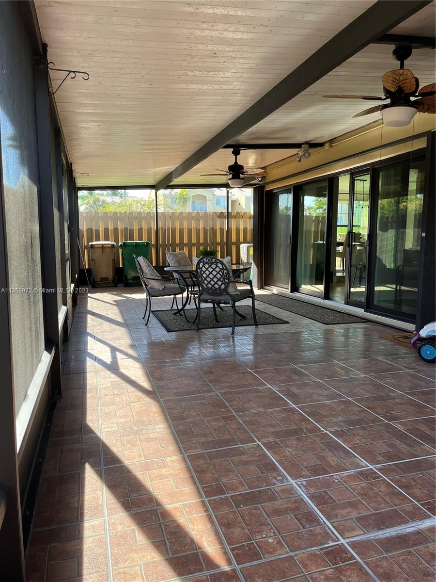 NOVA HILLS CONDOMINIUM 4 - Residential
