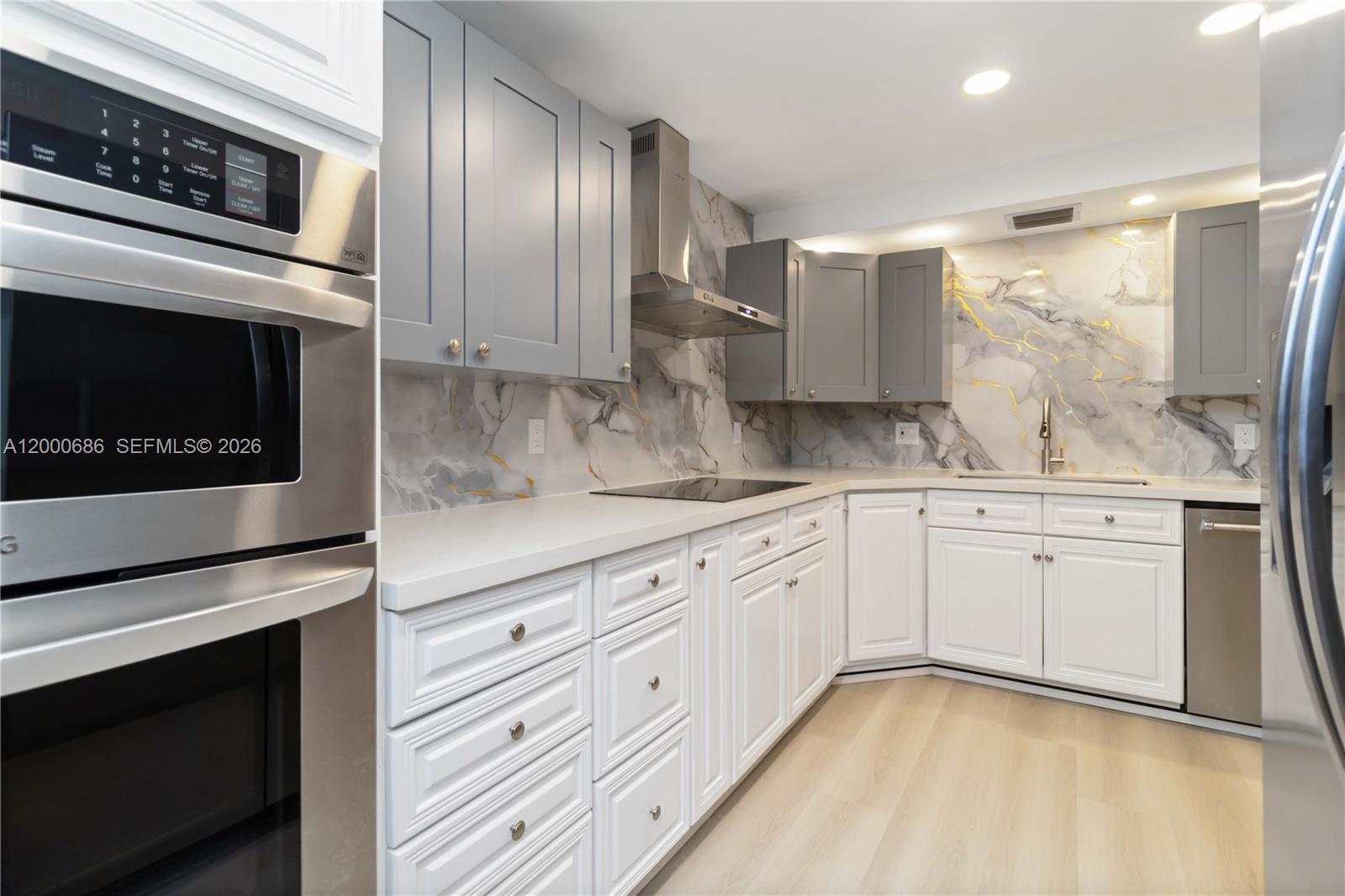 ELEUTHERA VILLAGE E CONDO - Residential