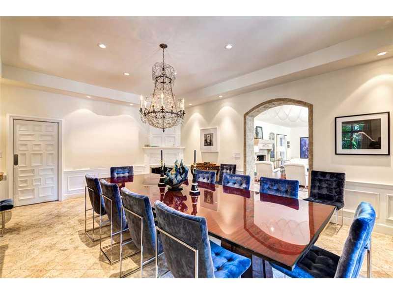 THE MOORINGS - Residential