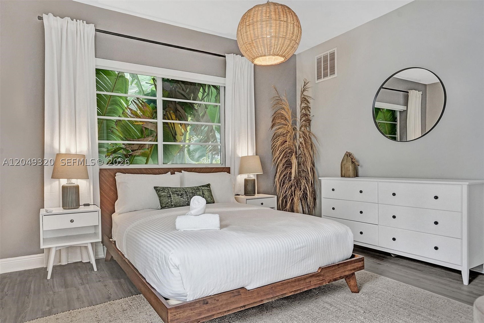 LINCOLN TERRACE SUB - Residential Lease