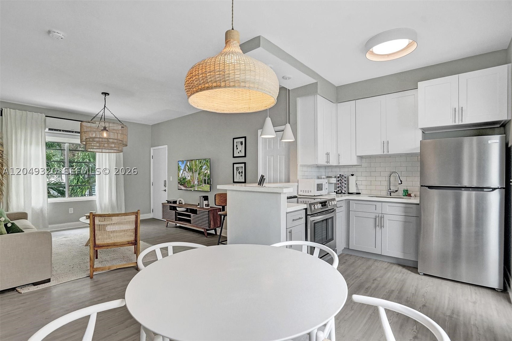 LINCOLN TERRACE SUB - Residential Lease