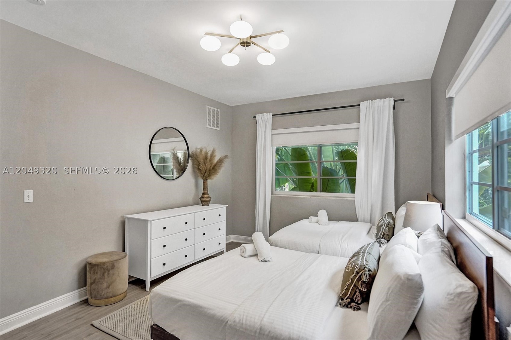 LINCOLN TERRACE SUB - Residential Lease