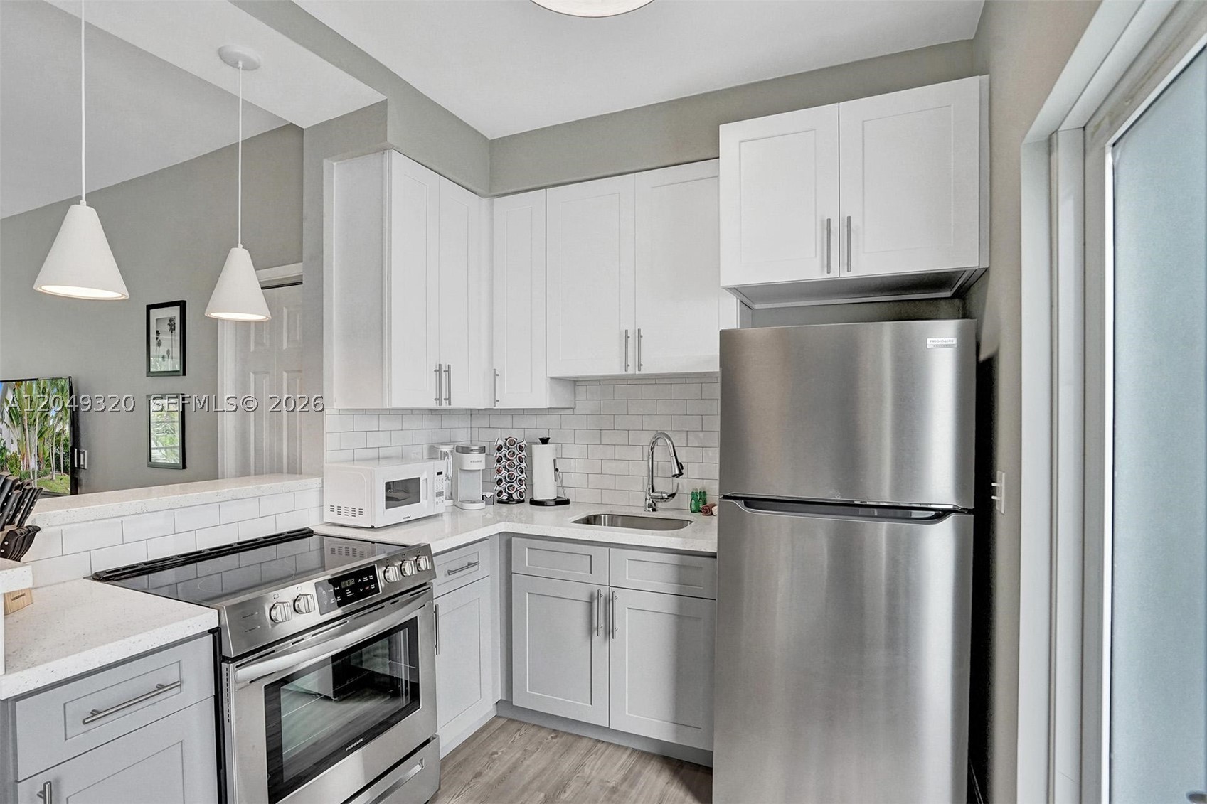 LINCOLN TERRACE SUB - Residential Lease