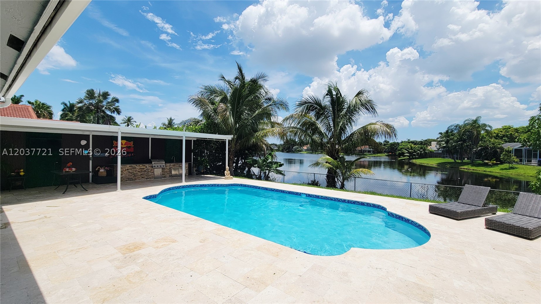 LANDINGS - Residential