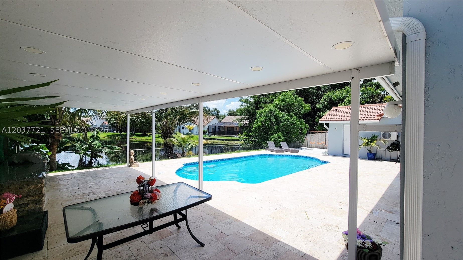 LANDINGS - Residential