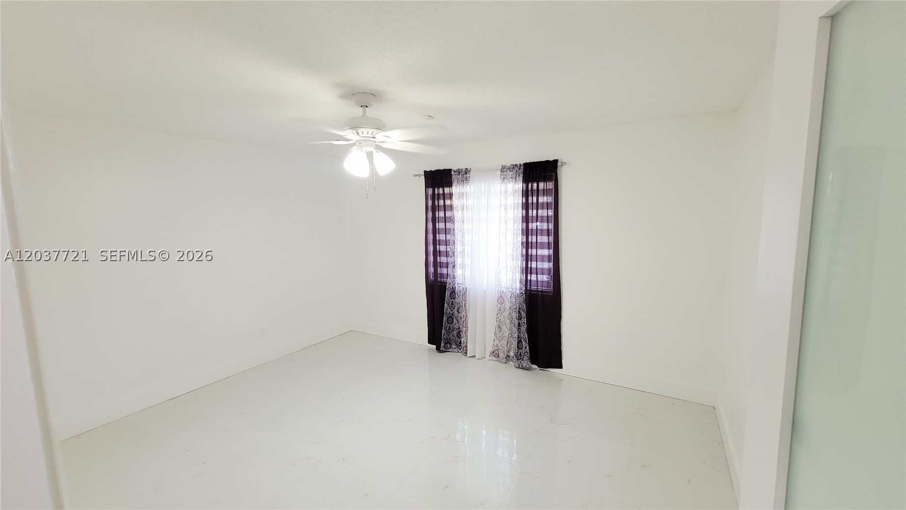 LANDINGS - Residential