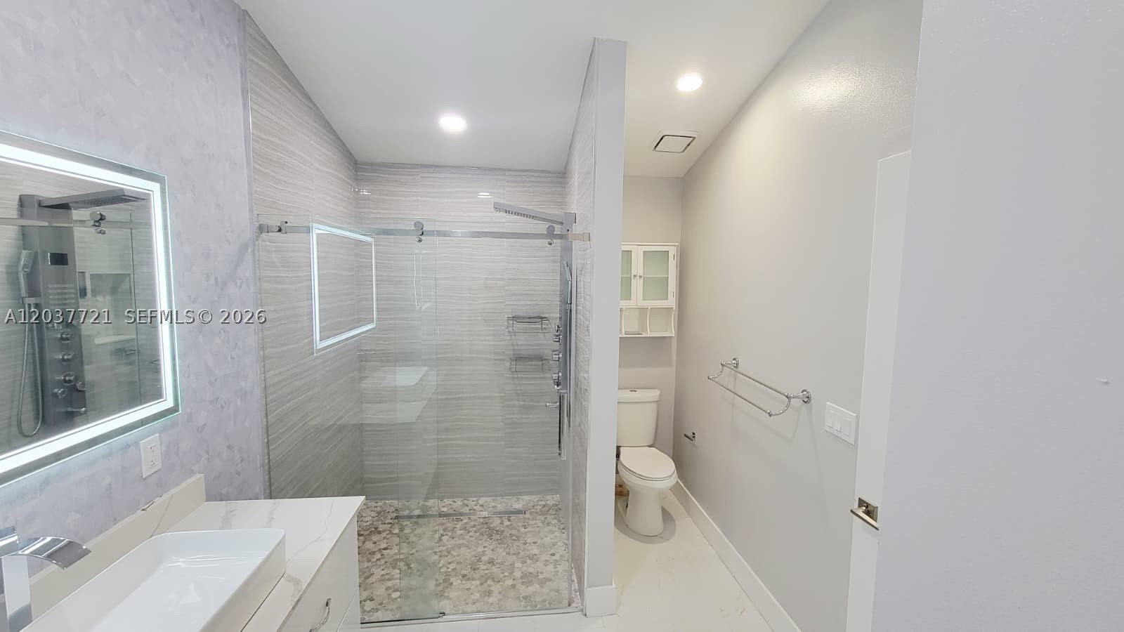 LANDINGS - Residential