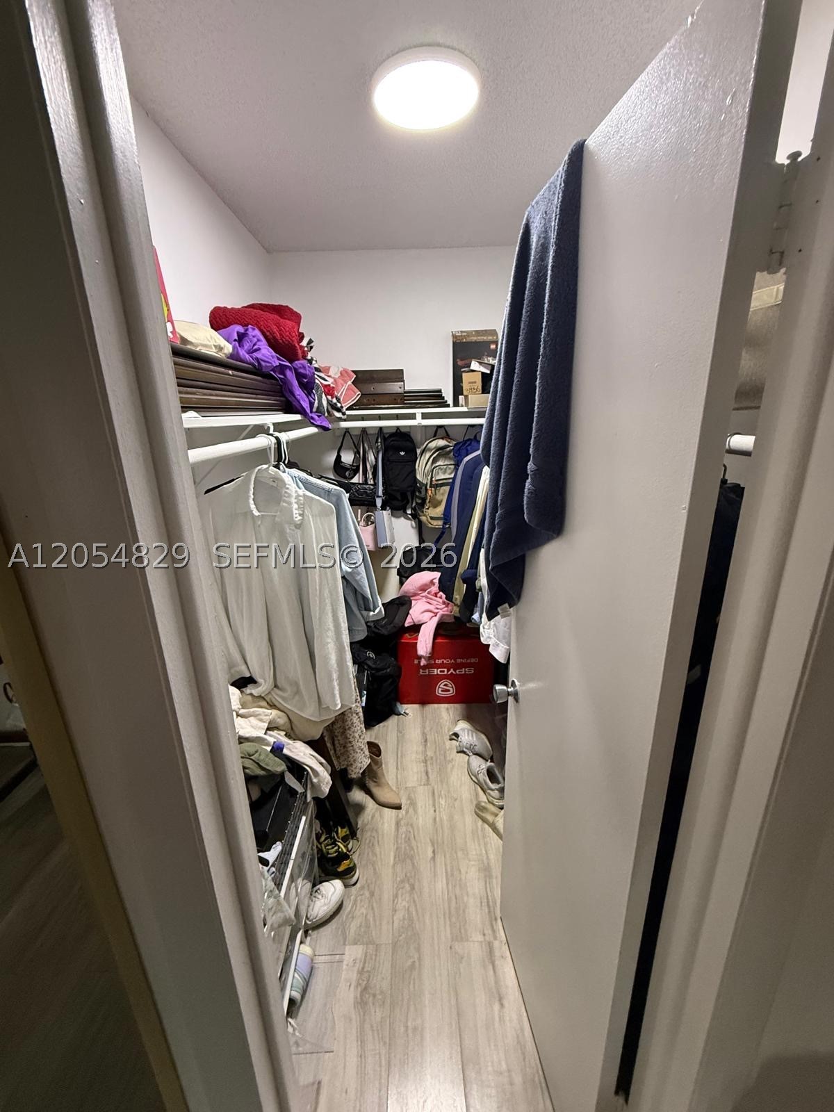 VENICE ISLE CONDO - Residential
