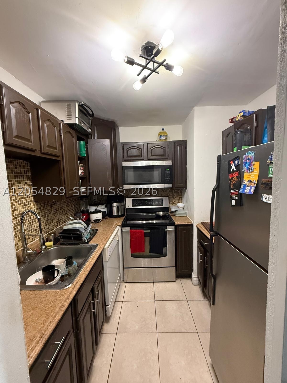 VENICE ISLE CONDO - Residential