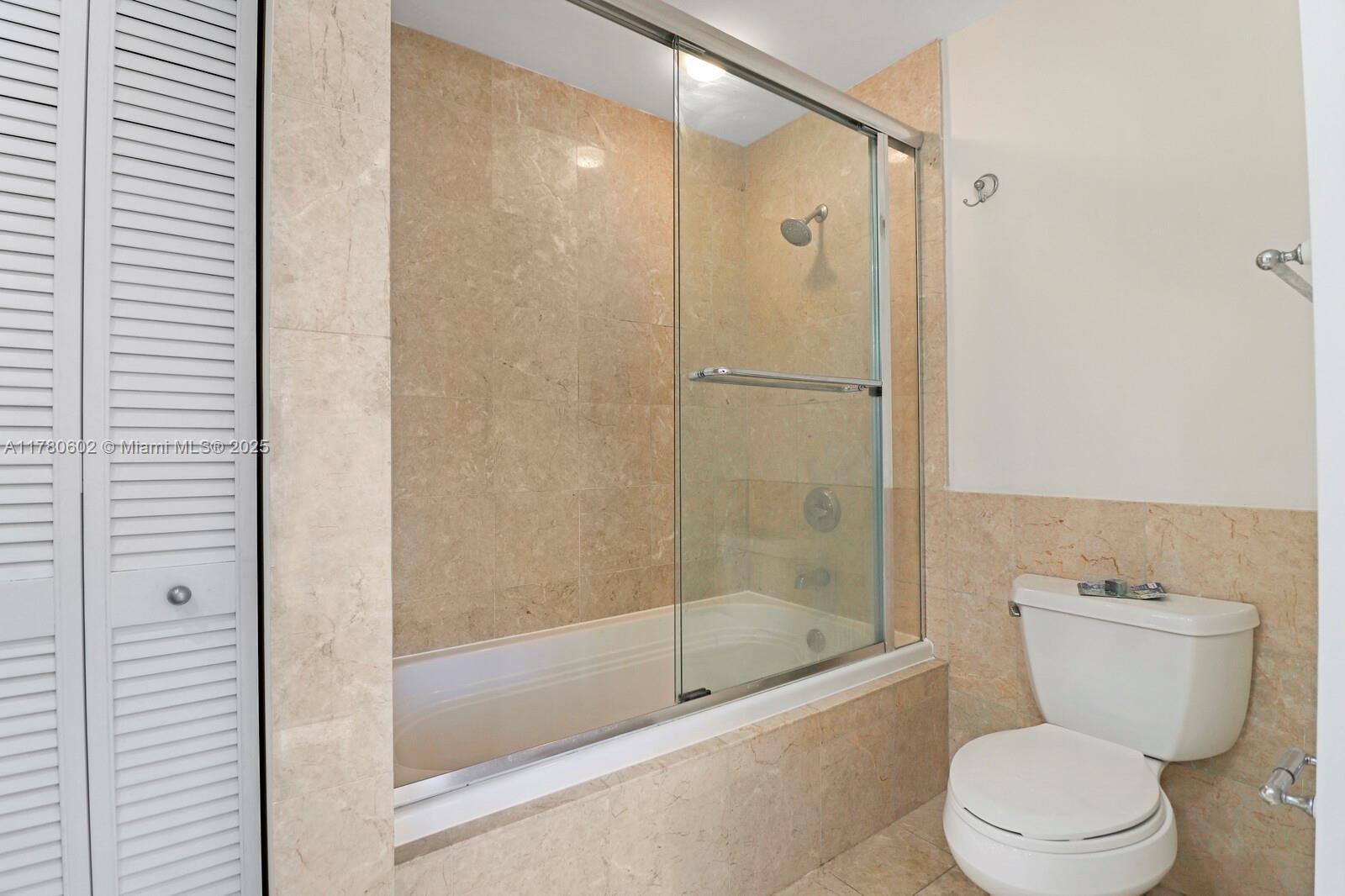 COURTS BRICKELL KEY CONDO - Residential Lease