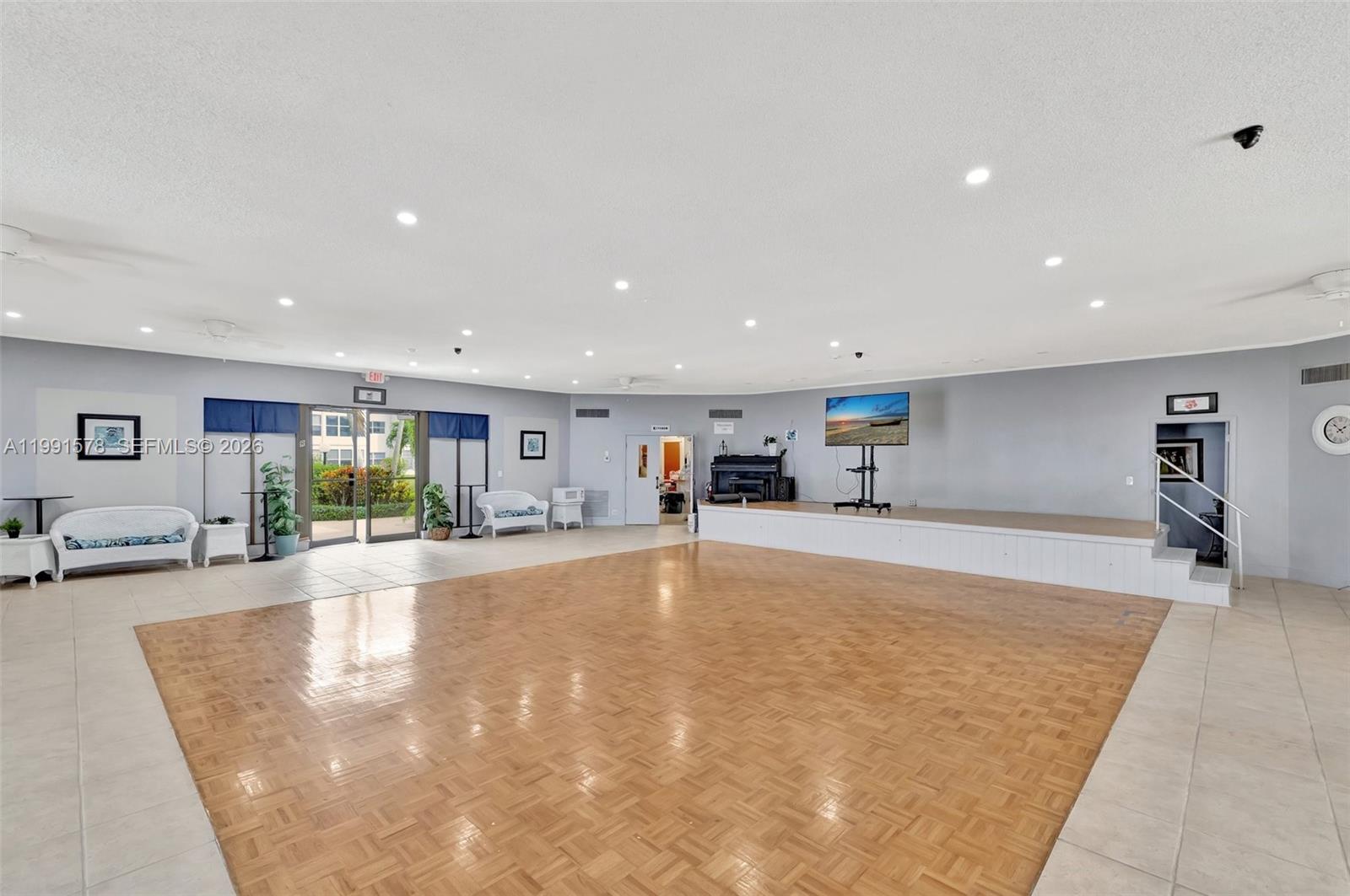 POINCIANA GARDENS CONDO - Residential