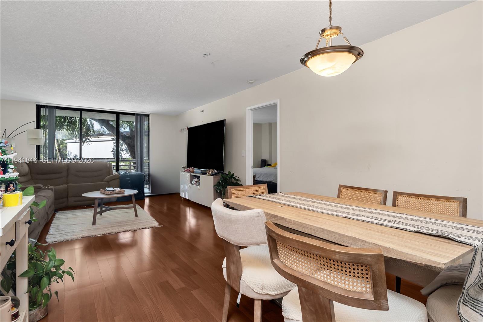 Best-priced opportunity for a spacious 2-bedroom residence in the heart of Aventura. Bright layout with updated flooring, new A/C (2025), new panoramic balcony door, and large living areas. Located in Parc Central East with resort-style amenities, 24-hour security, and prime access to Aventura Mall, beaches, parks, and major highways.